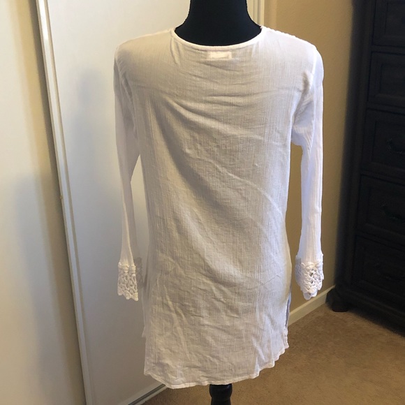 Crochet Trimmed Beach Cover Up Tunic - Picture 3 of 12